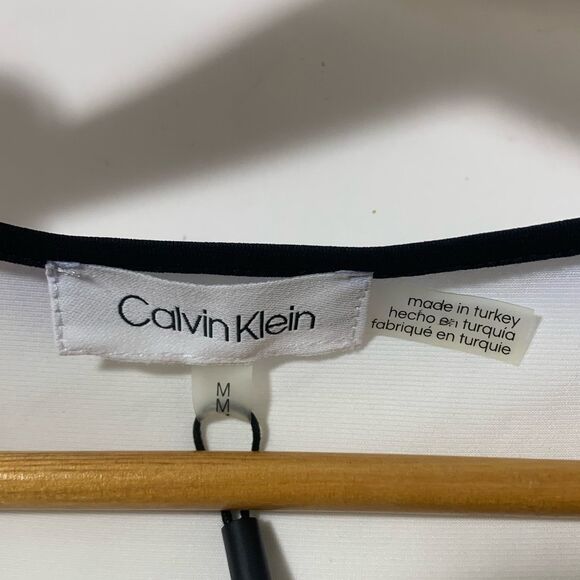 Calvin Klein NWT Assymetrical White Black Sleeveless Chiffon Blouse Size Medium - Picture 15 of 16